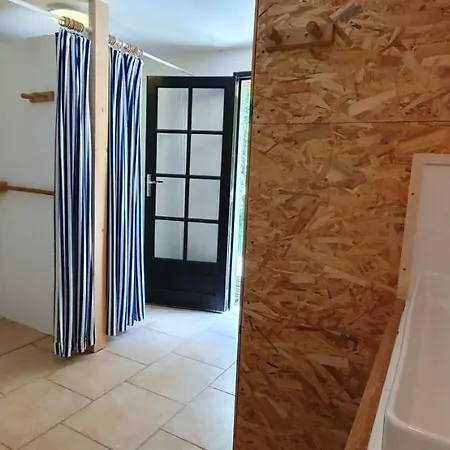 Maison De La Montagne La Decouverte בית נופש Nohèdes